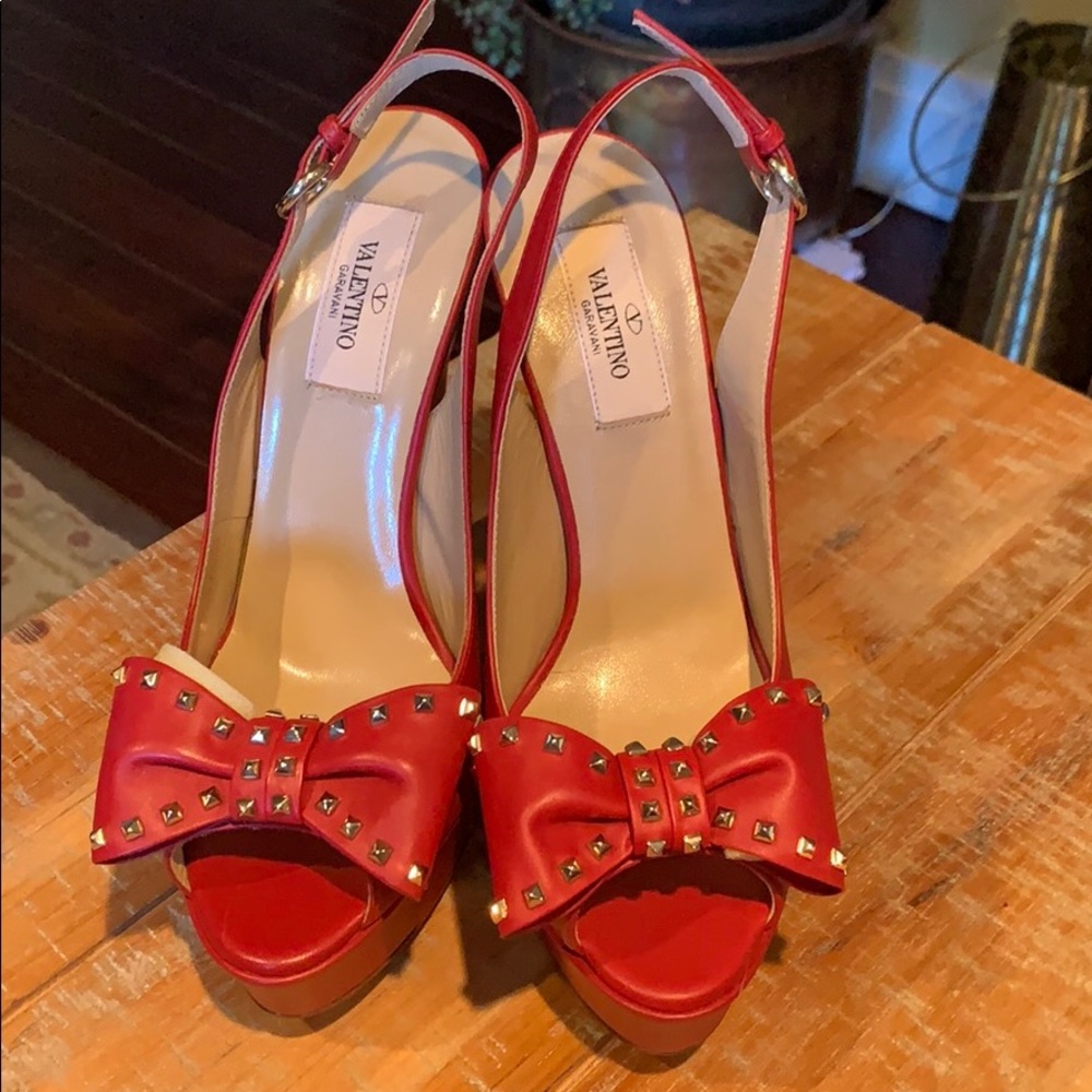 Valentino Garavani Platform Sandals